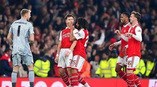 贪腐丑闻以 贪腐丑闻以